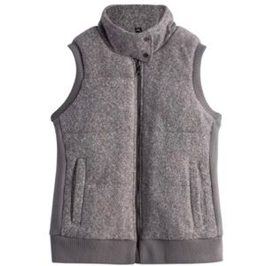 ANDREW MARC PERFORMANCE
Sintra Puffer Vest
M | Grey